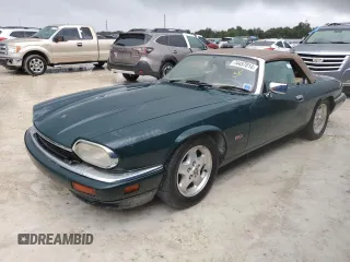 1995 Jaguar XJS with VIN SAJNX2749SC199770, listed as a Copart auction lot 74457014 with Not Provided miles and Non Repairable. Bid and sale history available at carsss.com. Image 1.