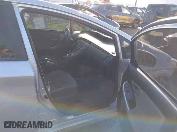 2013 Toyota Prius with VIN JTDKN3DP2D3036277, listed as a IAAI auction lot 41417329 with 135,679 mi miles and . Bid and sale history available at DreamBid. Image 5.