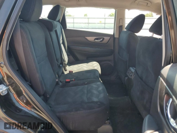 2016 Nissan Rogue SV z VIN 5N1AT2MV9GC813192, wystawiony jako Copart lot #55761845 z przebiegiem 220 352 mil mil oraz Szkoda całkowita • Salvage title. Historia ofert i sprzedaży dostępna na DreamBid. Obrazek 11.