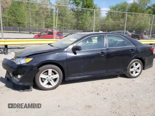2014 Toyota Camry L with VIN 4T1BF1FK6EU321297, listed as a Copart auction lot 54044795 with 130,651 mi miles and Salvage Title. Bid and sale history available at DreamBid. Image 1.