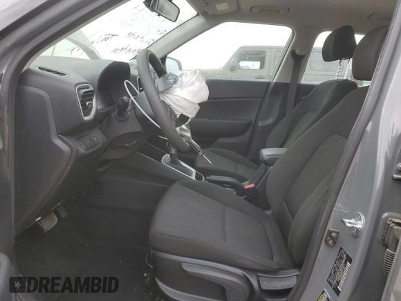 2023 Hyundai Venue SE with VIN KMHRB8A30PU213425, listed as a Copart auction lot 53613055 with 25,358 mi miles and Salvage title. Bid and sale history available at DreamBid. Image 7.