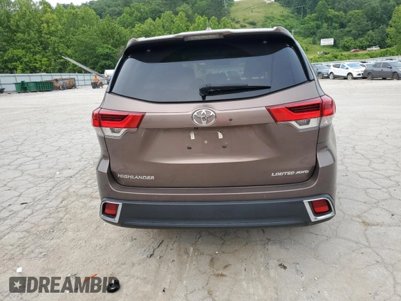2018 Toyota Highlander Limited with VIN 5TDDZRFH9JS906459, listed as a Copart auction lot 60780655 with 32,068 mi miles and Salvage title. Bid and sale history available at DreamBid. Image 6.