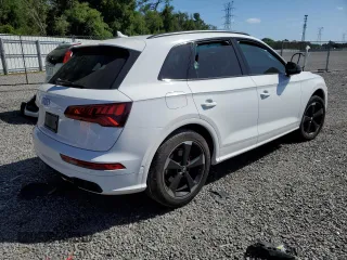 2019 Audi SQ5 Prestige with VIN WA1C4AFY6K2120827, listed as a Copart auction lot 52630964 with 17,684 mi miles and . Bid and sale history available at DreamBid. Image 3.