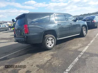 2016 Chevrolet Suburban LT z VIN 1GNSKHKC9GR170105, wystawiony jako IAAI lot #41533435 z przebiegiem 141 278 mil mil oraz . Historia ofert i sprzedaży dostępna na DreamBid. Obrazek 4.