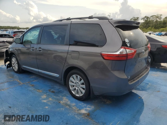2017 Toyota Sienna XLE z VIN 5TDDZ3DC0HS188413, wystawiony jako Copart lot #53560135 z przebiegiem 187 950 mil mil oraz Szkoda całkowita • Salvage title. Historia ofert i sprzedaży dostępna na DreamBid. Obrazek 2.