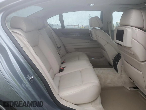 2011 BMW 7 Series 750Li with VIN WBAKB8C54BCY66713, listed as a Copart auction lot 85658064 with 122,271 mi miles and Non repairable. Bid and sale history available at DreamBid. Image 10.