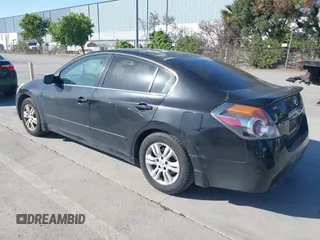 2012 Nissan Altima S z VIN 1N4AL2APXCN551942, wystawiony jako IAAI lot #42270515 z przebiegiem 263 940 mil mil oraz . Historia ofert i sprzedaży dostępna na DreamBid. Obrazek 3.