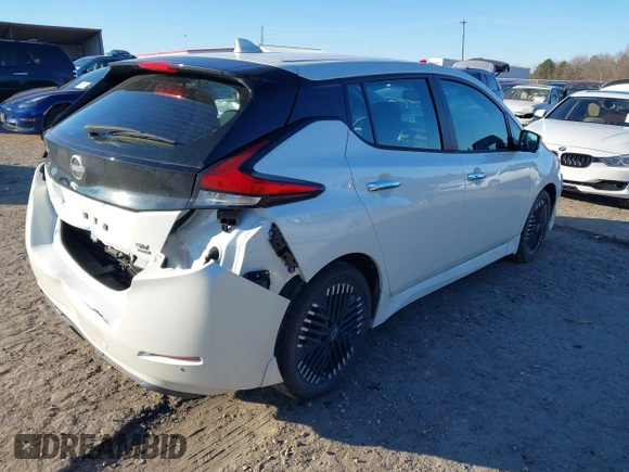 2023 Nissan LEAF SV Plus z VIN 1N4CZ1CV4PC558920, wystawiony jako IAAI lot #41332755 z przebiegiem 15 893 mil mil oraz . Historia ofert i sprzedaży dostępna na DreamBid. Obrazek 4.