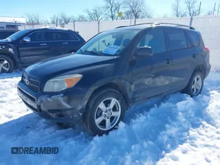 2006 Toyota RAV4 with VIN JTMZD33V065016103, listed as a IAAI auction lot 41619545 with 198,590 mi miles. Bid and sale history available at carsss.com. Image 2.