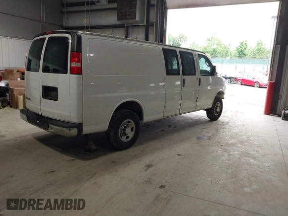 2019 Chevrolet Express Cargo с VIN 1GCWGBFG0K1195312, выставлен на аукционе IAAI как лот 42314484 с пробегом Не указан миль и . История ставок и продаж доступна на DreamBid. Изображение 4.