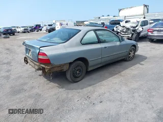 1995 Honda Accord EX with VIN 1HGCD7252SA016119, listed as a IAAI auction lot 41594325 with 231,799 mi miles and . Bid and sale history available at carsss.com. Image 4.