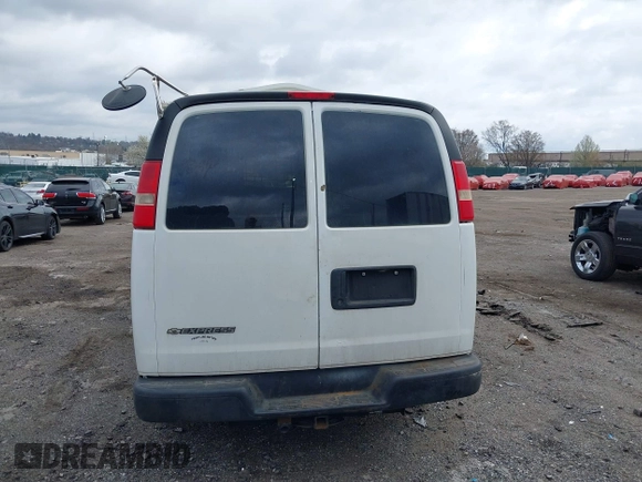 2009 Chevrolet Express Cargo Van with VIN 1GCGG25C791108423, listed as a IAAI auction lot 41919297 with 1 mi miles. Bid and sale history available at carsss.com. Image 16.