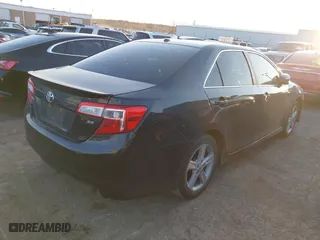 2014 Toyota Camry L with VIN 4T1BF1FK1EU473021, listed as a IAAI auction lot 41781634 with 234,171 mi miles. Bid and sale history available at carsss.com. Image 4.