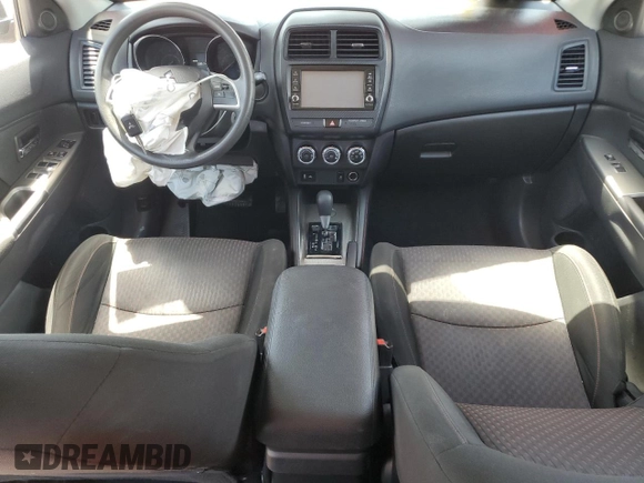 2019 Mitsubishi Outlander ES z VIN JA4AP3AU7KU006760, wystawiony jako Copart lot #56310235 z przebiegiem 92 533 mil mil oraz Szkoda całkowita • Salvage title. Historia ofert i sprzedaży dostępna na DreamBid. Obrazek 8.