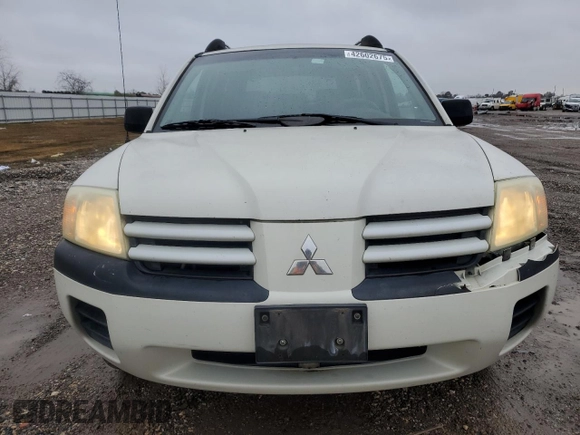2004 Mitsubishi Endeavor LS with VIN 4A4MM21S04E149821, listed as a Copart auction lot 42602675 with 261,227 mi miles and Salvage Title. Bid and sale history available at carsss.com. Image 5.