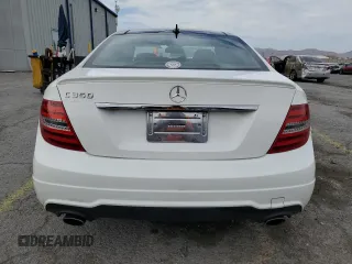 2013 Mercedes-Benz C 350 с VIN WDDGJ5HB6DG052606, выставлен на аукционе Copart как лот 56541495 с пробегом 108 501 миль миль и Списание • Salvage title. История ставок и продаж доступна на DreamBid. Изображение 6.