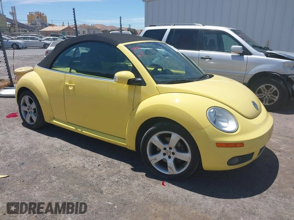 2007 Volkswagen Beetle with VIN 3VWSG31Y27M420387, listed as a IAAI auction lot 42667031 with 140,584 mi miles and . Bid and sale history available at DreamBid. Image 1.