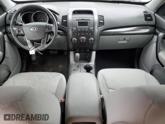 2013 Kia Sorento LX with VIN 5XYKTDA28DG338933, listed as a Copart auction lot 43391775 with 154,349 mi miles and Clean Title. Bid and sale history available at carsss.com. Image 8.