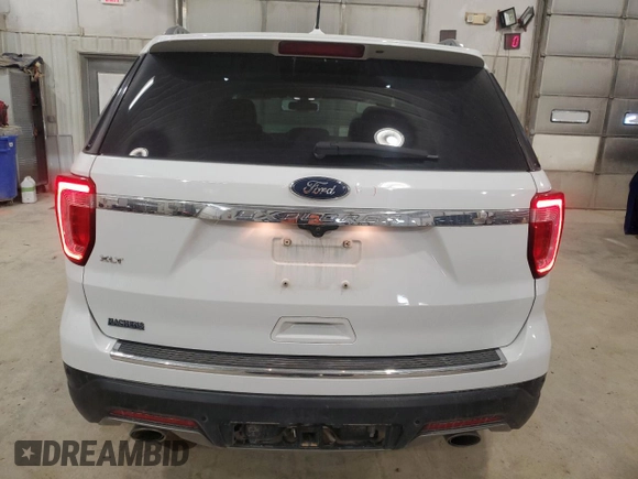 2018 Ford Explorer XLT with VIN 1FM5K7D86JGC54664, listed as a Copart auction lot 50135835 with 111,460 mi miles and Salvage Title. Bid and sale history available at DreamBid. Image 6.