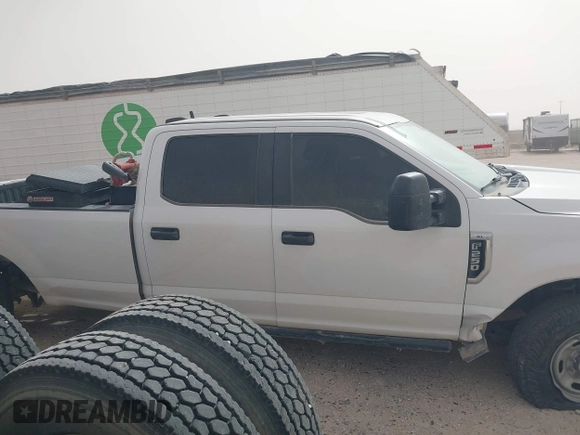 2021 Ford Super Duty F-250 SRW XL with VIN 1FT7W2B67MED48476, listed as a IAAI auction lot 41666112 with 111,287 mi miles. Bid and sale history available at carsss.com. Image 12.
