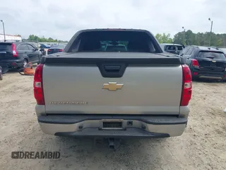 2007 Chevrolet Avalanche 3LT z VIN 3GNEC120X7G268177, wystawiony jako IAAI lot #42287255 z przebiegiem 278 531 mil mil oraz . Historia ofert i sprzedaży dostępna na DreamBid. Obrazek 16.