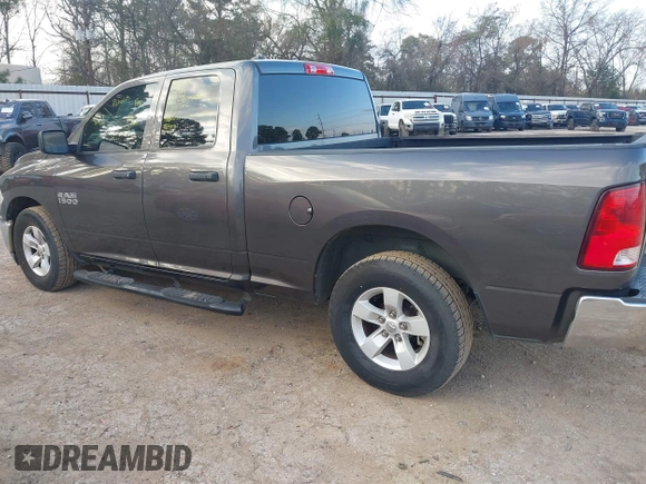 2018 Ram 1500 Tradesman z VIN 1C6RR6FG8JS284091, wystawiony jako IAAI lot #41439973 z przebiegiem 62 429 mil mil oraz . Historia ofert i sprzedaży dostępna na DreamBid. Obrazek 3.