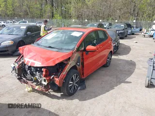2020 Honda Fit EX z VIN 3HGGK5H81LM712147, wystawiony jako IAAI lot #42023191 z przebiegiem 82 410 mil mil oraz . Historia ofert i sprzedaży dostępna na DreamBid. Obrazek 2.