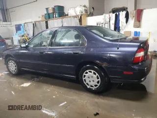 1994 Honda Accord DX with VIN 1HGCD5626RA001878, listed as a Copart auction lot 42047045 with 69,442 mi miles and Salvage Title. Bid and sale history available at carsss.com. Image 2.