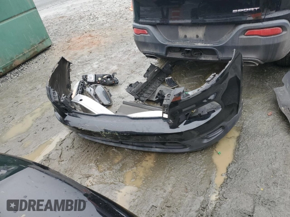 2017 Jeep Cherokee Sport z VIN 1C4PJLAS9HW573906, wystawiony jako Copart lot #87459584 z przebiegiem 73 501 mil mil oraz Szkoda całkowita • Salvage title. Historia ofert i sprzedaży dostępna na DreamBid. Obrazek 13.