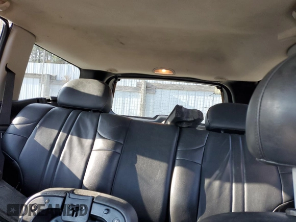 2004 Jeep Grand Cherokee Laredo z VIN 1J4GW48S84C200617, wystawiony jako Copart lot #51732045 z przebiegiem 171 452 mil mil oraz Nie do naprawy • Non repairable. Historia ofert i sprzedaży dostępna na DreamBid. Obrazek 10.