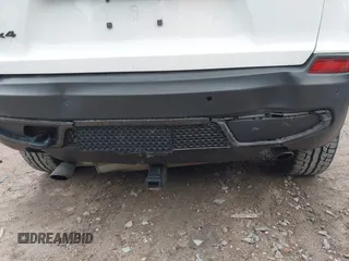 2019 Jeep Cherokee Latitude с VIN 1C4PJMCX9KD476710, выставлен на аукционе IAAI как лот 42447430 с пробегом 136 452 миль миль и . История ставок и продаж доступна на DreamBid. Изображение 6.