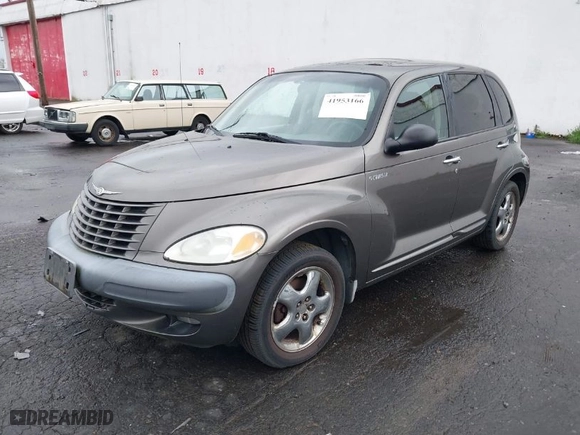2001 Chrysler PT Cruiser with VIN 3C8FY4BB61T675881, listed as a IAAI auction lot 41953166 with 142,983 mi miles. Bid and sale history available at carsss.com. Image 2.