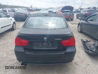 2011 BMW 3 Series 328i xDrive with VIN WBAPK5G53BNN80919, listed as a IAAI auction lot 42087970 with 91,521 mi miles and . Bid and sale history available at carsss.com. Image 17.