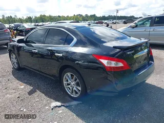 2010 Nissan Maxima 3.5 SV w/Premium Pkg with VIN 1N4AA5AP7AC846190, listed as a IAAI auction lot 40232653 with 136,384 mi miles. Bid and sale history available at carsss.com. Image 3.
