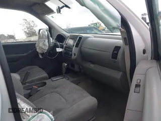 2017 Nissan Frontier SV with VIN 1N6AD0EV8HN765739, listed as a IAAI auction lot 42118530 with 132,050 mi miles and . Bid and sale history available at DreamBid. Image 5.