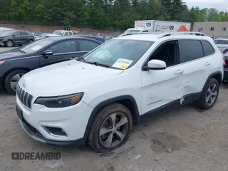 2019 Jeep Cherokee Limited z VIN 1C4PJMDN1KD251257, wystawiony jako IAAI lot #42315288 z przebiegiem 82 810 mil mil oraz . Historia ofert i sprzedaży dostępna na DreamBid. Obrazek 18.