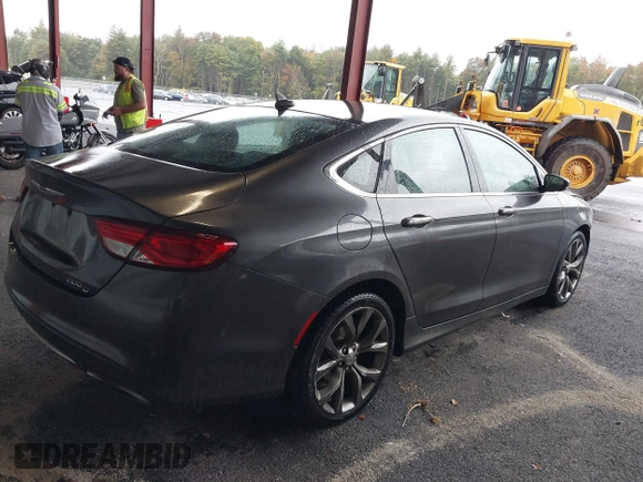 2015 Chrysler 200 C with VIN 1C3CCCCG5FN520080, listed as a IAAI auction lot 40432325 with 148,804 mi miles and . Bid and sale history available at carsss.com. Image 4.