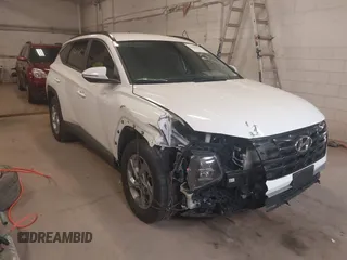 2023 Hyundai Tucson SEL z VIN 5NMJBCAE9PH271742, wystawiony jako IAAI lot #42019415 z przebiegiem 62 451 mil mil oraz . Historia ofert i sprzedaży dostępna na DreamBid. Obrazek 6.