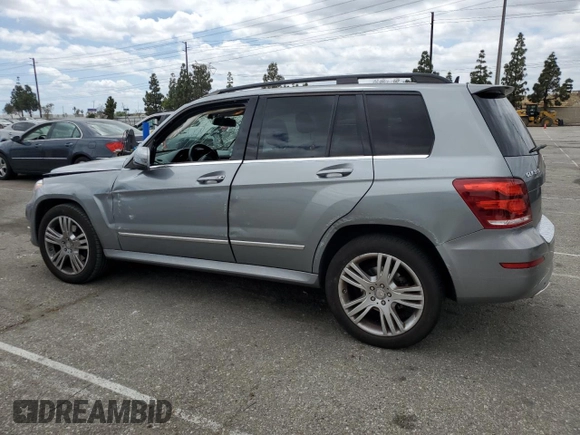 2015 Mercedes-Benz GLK 350 z VIN WDCGG5HB7FG433306, wystawiony jako Copart lot #56588585 z przebiegiem 78 163 mil mil oraz Szkoda całkowita • Salvage title. Historia ofert i sprzedaży dostępna na DreamBid. Obrazek 2.