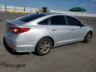 2015 Hyundai Sonata SE z VIN 5NPE24AF7FH002432, wystawiony jako Copart lot #59182285 z przebiegiem 193 754 mil mil oraz Szkoda całkowita • Salvage title. Historia ofert i sprzedaży dostępna na DreamBid. Obrazek 3.
