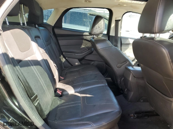 2013 Ford Focus SE with VIN 1FADP3K28DL217108, listed as a Copart auction lot 48513975 with 136,746 mi miles and Non Repairable. Bid and sale history available at carsss.com. Image 10.