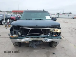 2005 Chevrolet Suburban LT with VIN 3GNEC16Z95G131012, listed as a IAAI auction lot 41249292 with 269,331 mi miles and . Bid and sale history available at DreamBid. Image 13.