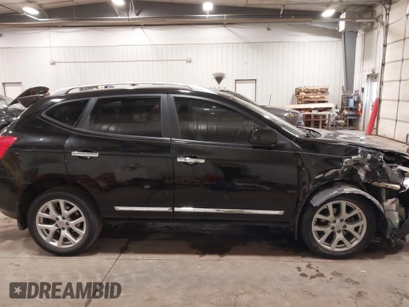 2012 Nissan Rogue S with VIN JN8AS5MT3CW261533, listed as a IAAI auction lot 41509296 with 141,533 mi miles. Bid and sale history available at carsss.com. Image 13.