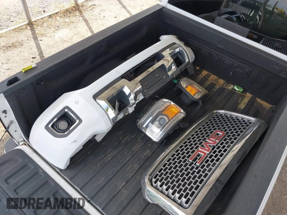 2016 GMC Sierra 2500HD Denali with VIN 1GT12UE86GF267431, listed as a IAAI auction lot 42091770 with 128,525 mi miles and . Bid and sale history available at DreamBid. Image 12.