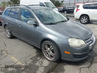 2009 Volkswagen Jetta z VIN 3VWMZ71K09M282180, wystawiony jako IAAI lot #41799263 z przebiegiem 190 462 mil mil oraz . Historia ofert i sprzedaży dostępna na DreamBid. Obrazek 1.