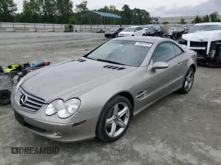 2004 Mercedes-Benz SL 500 z VIN WDBSK75F94F073670, wystawiony jako Copart lot #59083105 z przebiegiem 56 880 mil mil oraz Szkoda całkowita • Salvage title. Historia ofert i sprzedaży dostępna na DreamBid. Obrazek 1.