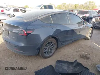 2022 Tesla Model 3 Long Range with VIN 5YJ3E1EB3NF264532, listed as a IAAI auction lot 41842044 with 42,280 mi miles and . Bid and sale history available at DreamBid. Image 4.