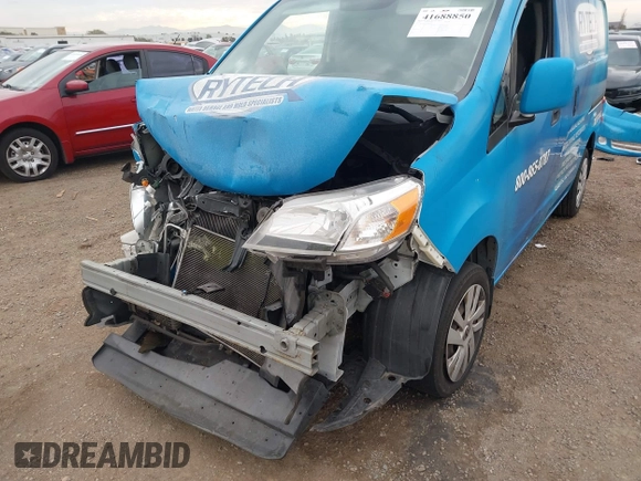 2019 Nissan NV200 S z VIN 3N6CM0KN8KK696187, wystawiony jako IAAI lot #41688850 z przebiegiem 126 602 mil mil oraz . Historia ofert i sprzedaży dostępna na DreamBid. Obrazek 6.