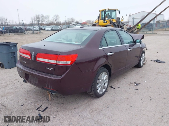 2012 Lincoln MKZ with VIN 3LNHL2GC3CR834012, listed as a IAAI auction lot 41082969 with 203,564 mi miles. Bid and sale history available at carsss.com. Image 4.