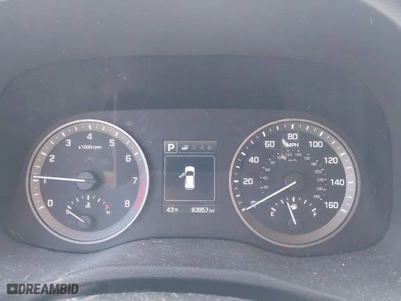 2017 Hyundai Tucson SE Plus with VIN KM8J3CA4XHU315340, listed as a IAAI auction lot 41857937 with 83,957 mi miles. Bid and sale history available at carsss.com. Image 7.